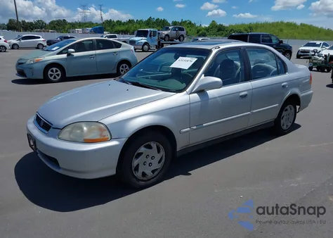 1997 Honda Civic Ex z USA, uszkodzony, nr VIN 1HGEJ8647VL006087
